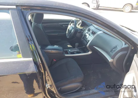 2015 Nissan Altima 2.5/2.5 S/2.5 Sl/2.5 Sv из США, поврежденный, VIN 1N4AL3AP7FC496713